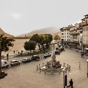  Casa vacanze Casa Piazza Del Porto Italia