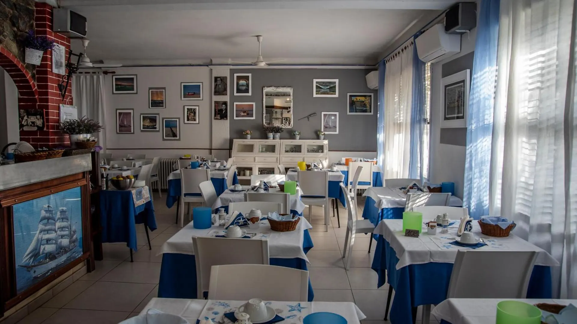 Albergo La Marinella ヴァラッツェ イタリア